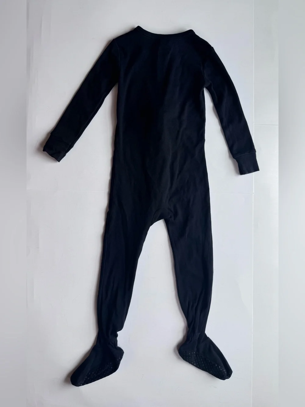 Old Navy Black Halloween Skeleton Footed One-Piece Pajamas Size 3T